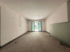 带前后花园,无地下室,清水洋房急售