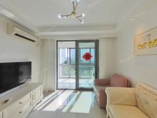 2012年竣工的小区,带产权车位,原始三房,业主诚售