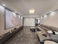 照母山光环商圈洋房。恒大御府 业主精装四房 入住半年 保真!