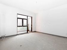 格林云墅4室2厅 毛坯