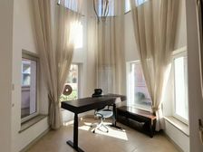 香江花园 值得入手的三层独栋 双挑空 双阳台 方便看