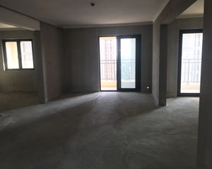 美的蝴蝶海四期4室2厅2卫南朝向79.0万元/套出售