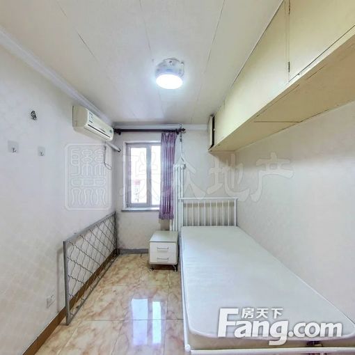 交易有保单,中途退房押金有保障,草桥多条地铁,家具电器齐全