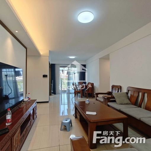 龙光玖誉城澜城精装修的,南北通透