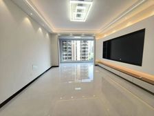 带车位,落地窗,中南熙悦,136平客厅朝阳大H户型