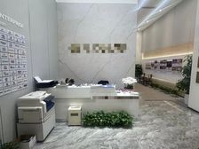 西大望路九龙山地铁 合生汇写字楼420平精装遗留带家具出租