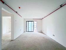 亏到唐家沱,次新小区,轻轨楼上4房急售