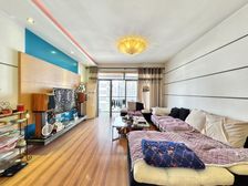 四公里70年产权小区 溯源阁 精装三房中间楼层 安心卖