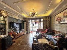 3号线,郑家院子轻轨站门口,大3房,急售