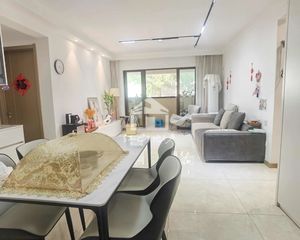 旭辉湖山樾 4房2厅157万