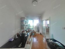 顶楼大复式,13号华鹏路500米,正规上下2层的,诚意出售