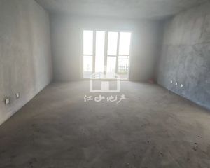 金质苑 大四房带车位出售
