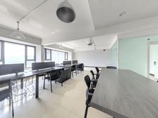 逸翠园尚府北区 大平层 带双脂标 诚心出售 看房方便 价可谈