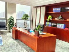 东四环广渠路地铁口 世东国际1694平精装遗留带家具出租