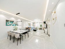 中东路121号院 124.55平 南北精装修 视野无遮挡