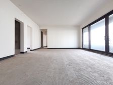 南岸区 荣盛华府二期 四房 135万