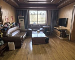 雅渡新村3室1厅1卫南朝向103.0万元/套出售