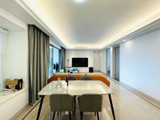 观音桥商圈旁 万科精装房全屋地暖新房中央空调 房源保真