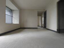 源 海成轨道0309 85平3居 南向毛坯