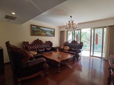 位置安静 自带产权车位 看小区绿化