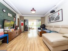 联洋年华04户型边套全明4房,降价急卖,自带产权车位价格可谈