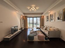 新出房源,价格能谈,诚意出售,二次装修过