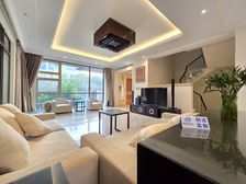 正南汤臣湖庭花园二期4室2厅精装修