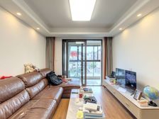 莘庄高品质小区,环境好,风景好,近公园,近地铁,精品装修 。