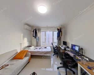 小沙河华府 全南向 高楼层两居 诚心出售,看房也方便