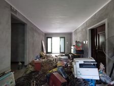 南岸区 融创江南融府洋房 四房 148万