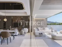 马拉加带泳池的优雅公寓