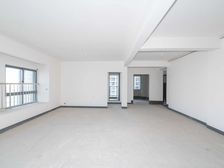 天街对面星韵城毛坯大平城诚心出售南北通透看房方便