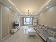 江北嘴次新小区 看中庭 装修保持9成新 房源保真