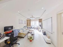 世华泊郡 新上精装两居 商品楼 靠近东门 出行方便 满五