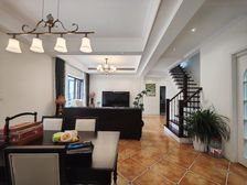 巴南区 珠江城二期 三房 220万带大露台