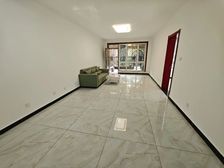 带小院 院中院 密码看房