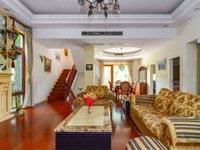 希望源于失望,奋斗始于忧患;适合的房子在于一个懂你的置业顾问