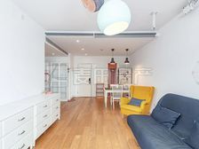 主推!5号楼高层观景一居 保养好视野好 无遮挡 落地窗近地铁