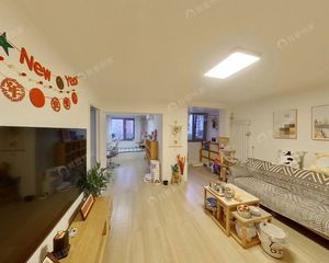南北三居 满两年 仅有契税 次顶层 采光好 精装修 拎包入住