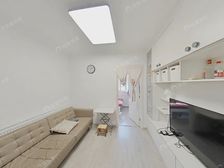 漕宝路D铁口 三改四 精装拎包入住 4房2卫