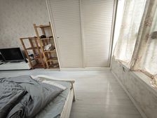 东湖蓝郡 1房 280000.0 采光充足