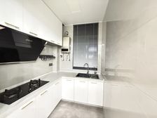 东方广场 1房 500000.0 南北通透