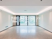 南北通透 湖光玖里 4室2厅 精装修