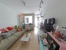 品质小区,环境优美,诚意出售,精装好房