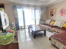 渝北区精装住家三房 双轨道3/5号 翠云出口 停车方便