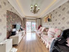 近轻轨精装两房户型好中间楼层采光视野好