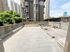 急售 朝阳 带超大露台 精装修 双学区 高性价比莱电