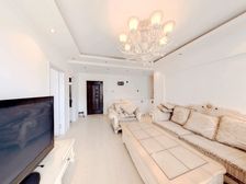 海商圈一楼带院上跃130平 配套成熟交通便利