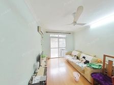 新上低楼层三房,出行方便;明卫;私家花园;送面积,南北通透