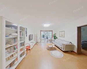 品质洋房 地铁口 天元公学 中间楼层 东边套 诚心出售